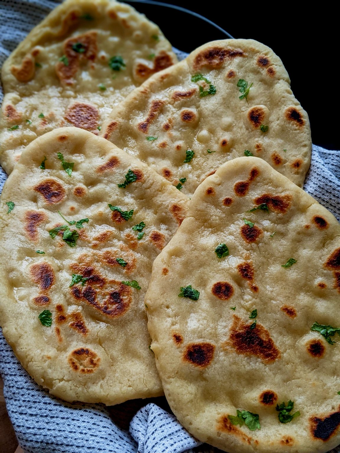Naan image 0
