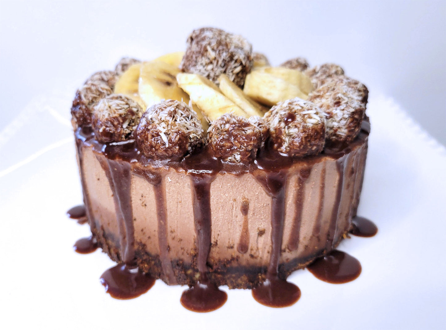 Energy Ball Chocolate Banana Cashew Cheesecake