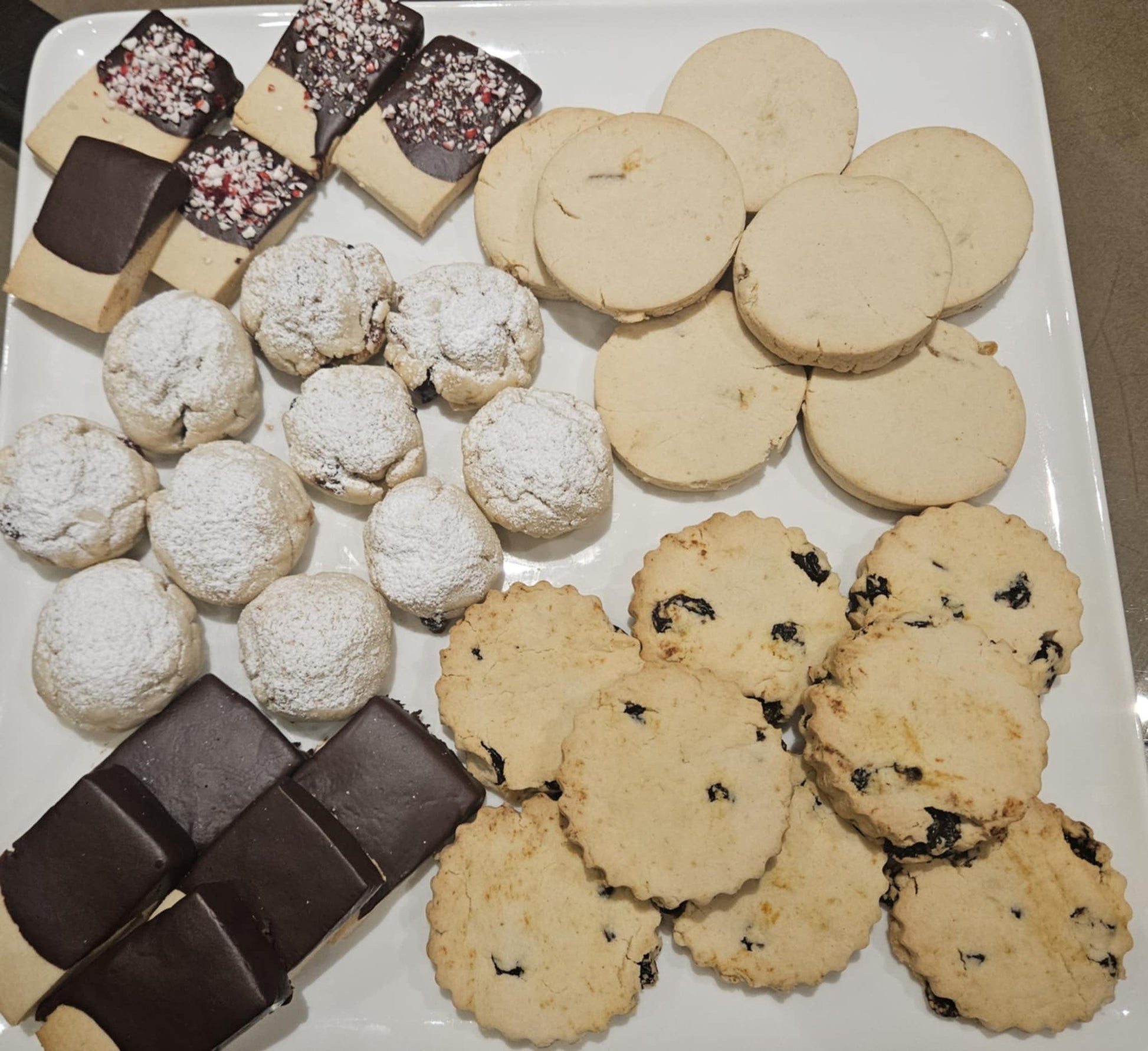 Holiday Shortbread Cookie Platter (24 Cookies) image 1